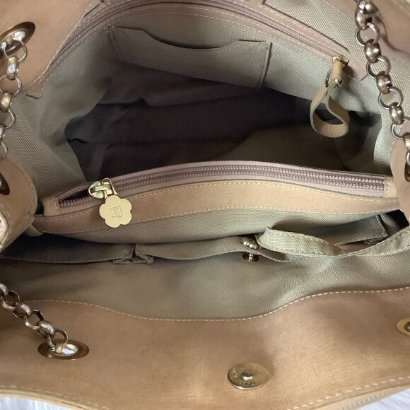 Eric Javits Beige Tan Leather Gold Tone Chain Tassel Bag - Picture 8 of 9